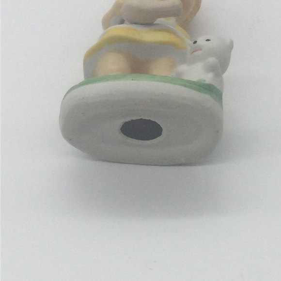 Retro sweet girl figurine with dog watering can yellow 60s hobbyist piece - Picture 8 of 10